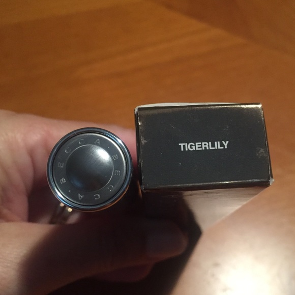 BECCA Glow Gloss Lip Gloss - Picture 7 of 9